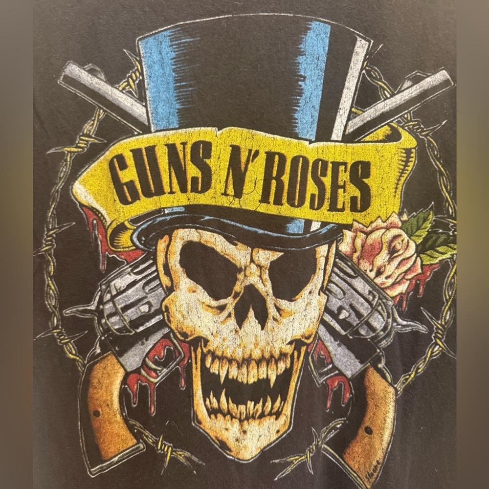 BRAVADO Guns and Roses Skeleton and Bullets Skull Graphic Band Tee Black Medium - Picture 3 of 4